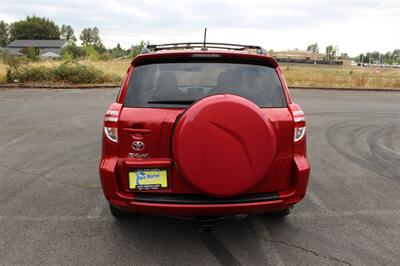 2012 Toyota RAV4   - Photo 8 - Salem, OR 97317