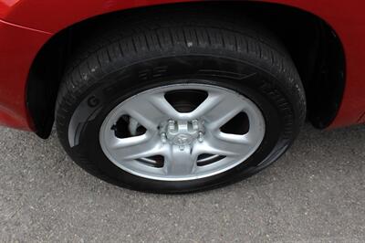 2012 Toyota RAV4   - Photo 19 - Salem, OR 97317