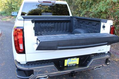 2021 GMC Sierra 1500 SLT   - Photo 14 - Salem, OR 97317