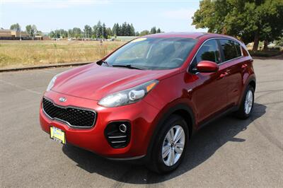 2017 Kia Sportage LX   - Photo 2 - Salem, OR 97317