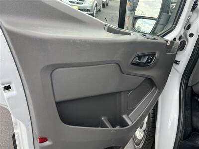 2020 Ford Transit 250   - Photo 12 - Salem, OR 97317