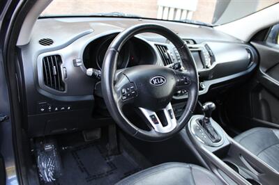 2012 Kia Sportage EX   - Photo 9 - Salem, OR 97317