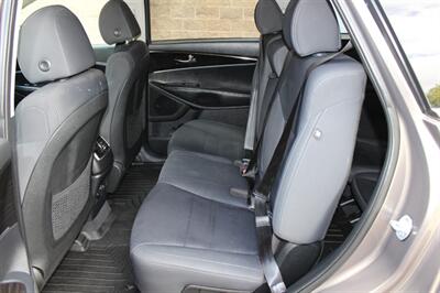 2019 Kia Sorento LX   - Photo 13 - Salem, OR 97317