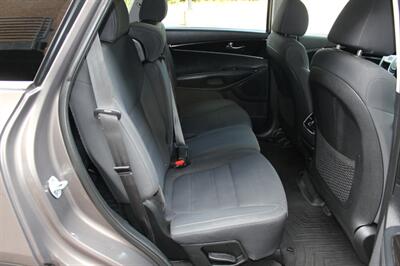2019 Kia Sorento LX   - Photo 17 - Salem, OR 97317
