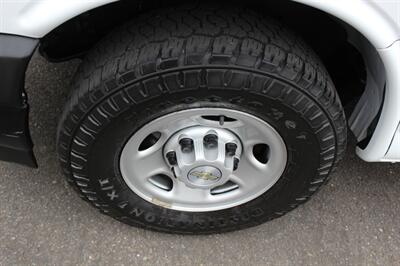 2020 Chevrolet Express 2500   - Photo 18 - Salem, OR 97317