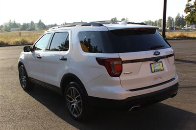 2017 Ford Explorer Sport   - Photo 3 - Salem, OR 97317