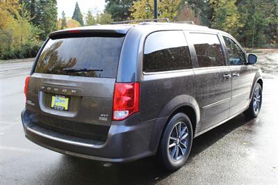 2017 Dodge Grand Caravan Passenger SXT   - Photo 4 - Salem, OR 97317