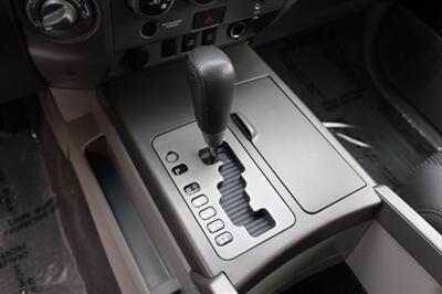 2004 Nissan Armada SE   - Photo 12 - Salem, OR 97317