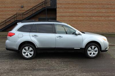 2012 Subaru Outback 2.5i Premium   - Photo 5 - Salem, OR 97317