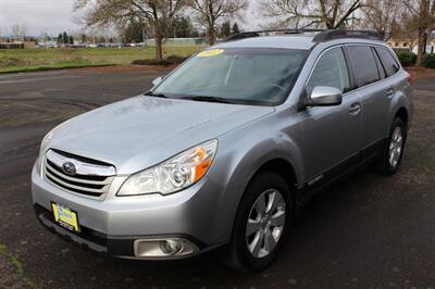 2012 Subaru Outback 2.5i Premium   - Photo 2 - Salem, OR 97317