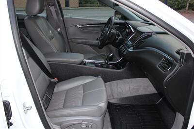 2016 Chevrolet Impala LT   - Photo 17 - Salem, OR 97317