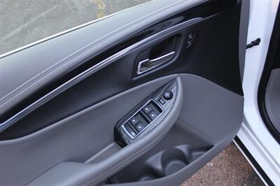 2016 Chevrolet Impala LT   - Photo 11 - Salem, OR 97317