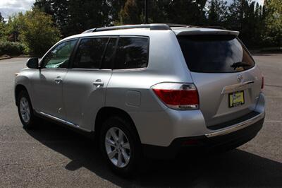 2012 Toyota Highlander - Photo 3 - Salem, OR 97317