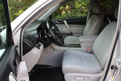 2012 Toyota Highlander - Photo 10 - Salem, OR 97317