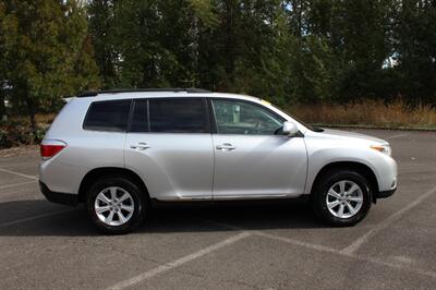 2012 Toyota Highlander - Photo 5 - Salem, OR 97317