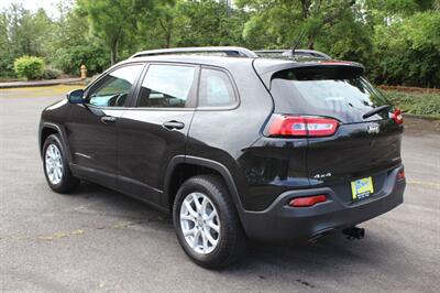 2015 Jeep Cherokee Sport   - Photo 3 - Salem, OR 97317