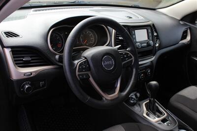 2015 Jeep Cherokee Sport   - Photo 9 - Salem, OR 97317