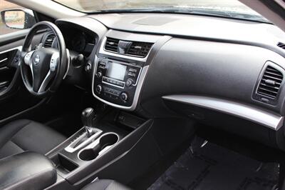 2017 Nissan Altima 2.5 SR   - Photo 16 - Salem, OR 97317