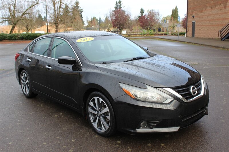 2017 Nissan Altima SR