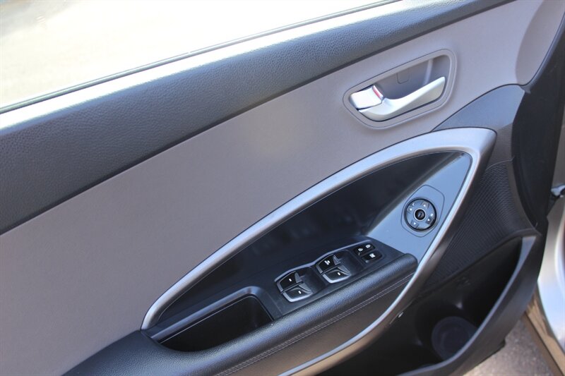 2013 Hyundai Santa Fe Sport 2.0T photo 9