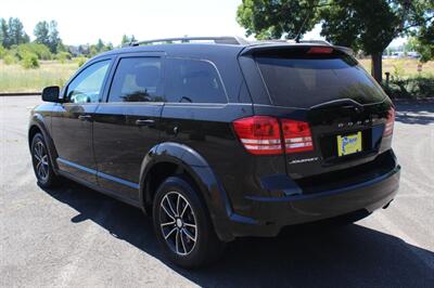 2017 Dodge Journey SE   - Photo 3 - Salem, OR 97317