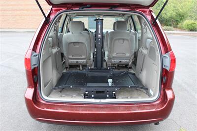 2006 Toyota Sienna CE 8 Passenger   - Photo 15 - Salem, OR 97317