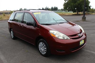 2006 Toyota Sienna CE 8 Passenger   - Photo 1 - Salem, OR 97317