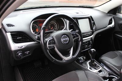 2014 Jeep Cherokee Trailhawk   - Photo 9 - Salem, OR 97317