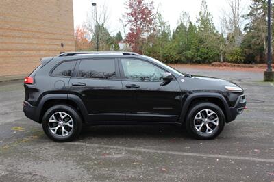 2014 Jeep Cherokee Trailhawk   - Photo 5 - Salem, OR 97317