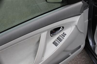 2011 Toyota Camry LE   - Photo 11 - Salem, OR 97317