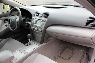 2011 Toyota Camry LE   - Photo 16 - Salem, OR 97317