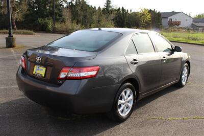 2011 Toyota Camry LE   - Photo 4 - Salem, OR 97317