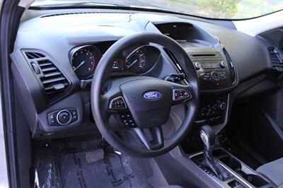 2018 Ford Escape SE   - Photo 9 - Salem, OR 97317