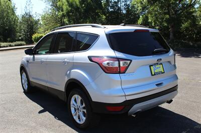 2018 Ford Escape SE   - Photo 3 - Salem, OR 97317