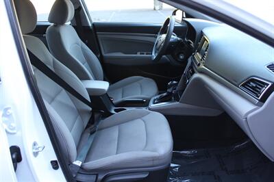 2017 Hyundai ELANTRA SE - Photo 17 - Salem, OR 97317