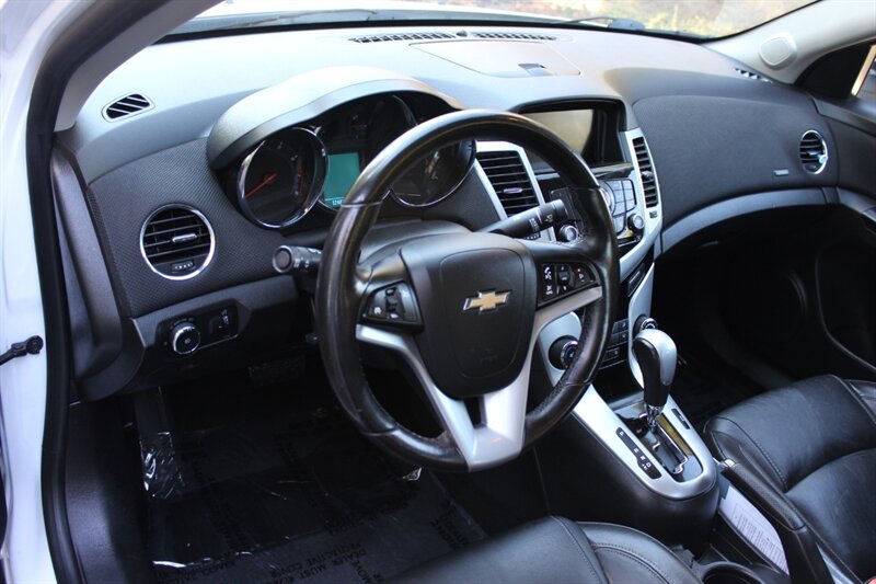 2014 Chevrolet Cruze photo 9