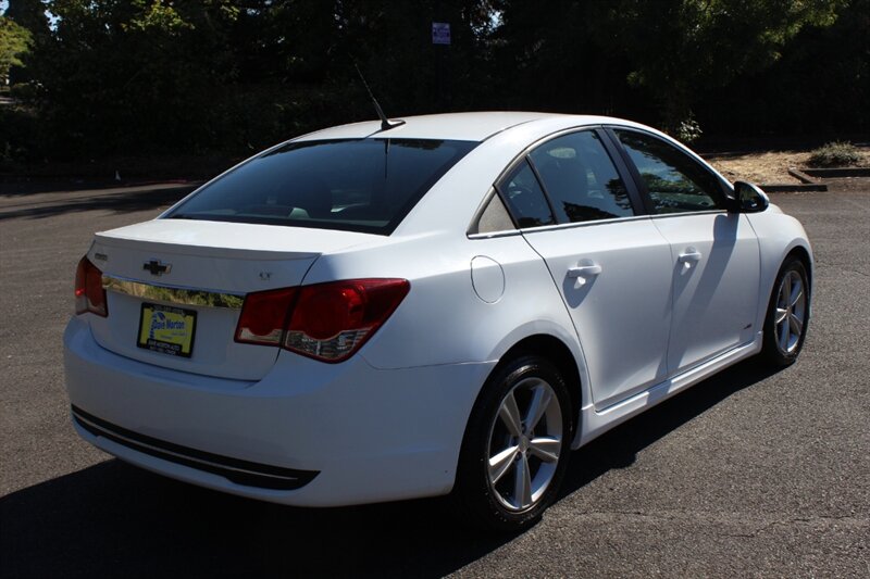 2014 Chevrolet Cruze photo 4