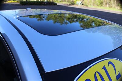 2012 Toyota Camry SE V6   - Photo 18 - Salem, OR 97317