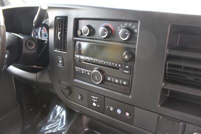 2015 Chevrolet Express 3500 - Photo 19 - Salem, OR 97317