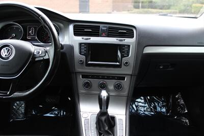 2015 Volkswagen Golf TDI S Sport Wagon - Photo 14 - Salem, OR 97317