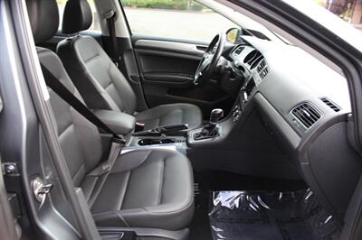 2015 Volkswagen Golf TDI S Sport Wagon - Photo 18 - Salem, OR 97317