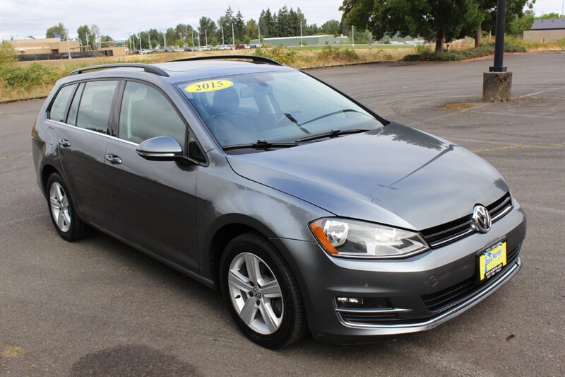 2015 Volkswagen Golf TDI S  Sport Wagon