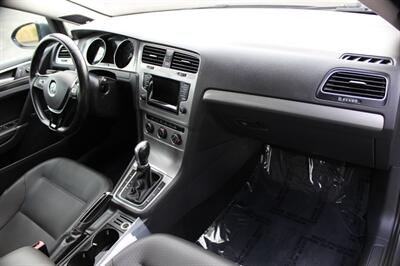 2015 Volkswagen Golf TDI S Sport Wagon - Photo 17 - Salem, OR 97317