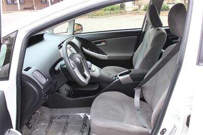 2015 Toyota Prius Two   - Photo 10 - Salem, OR 97317