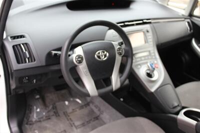2015 Toyota Prius Two   - Photo 9 - Salem, OR 97317