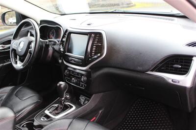 2015 Jeep Cherokee Trailhawk   - Photo 17 - Salem, OR 97317