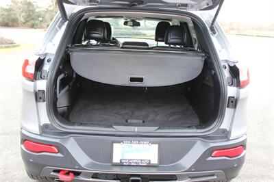 2015 Jeep Cherokee Trailhawk   - Photo 15 - Salem, OR 97317