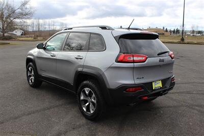 2015 Jeep Cherokee Trailhawk   - Photo 3 - Salem, OR 97317