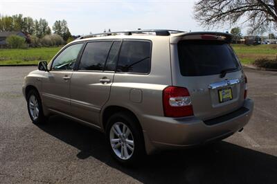 2006 Toyota Highlander Hybrid Limited - Photo 3 - Salem, OR 97317