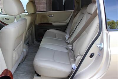 2006 Toyota Highlander Hybrid Limited - Photo 13 - Salem, OR 97317